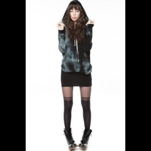 40🅿️🅿️ Brandy Melville Tie Dye Hoodie
