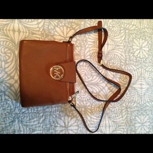 Michael Kors Fulton Crossbody