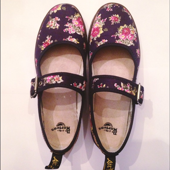 Dr. martens floral flats