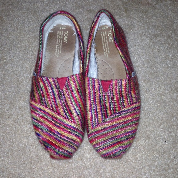 Knit fur toms