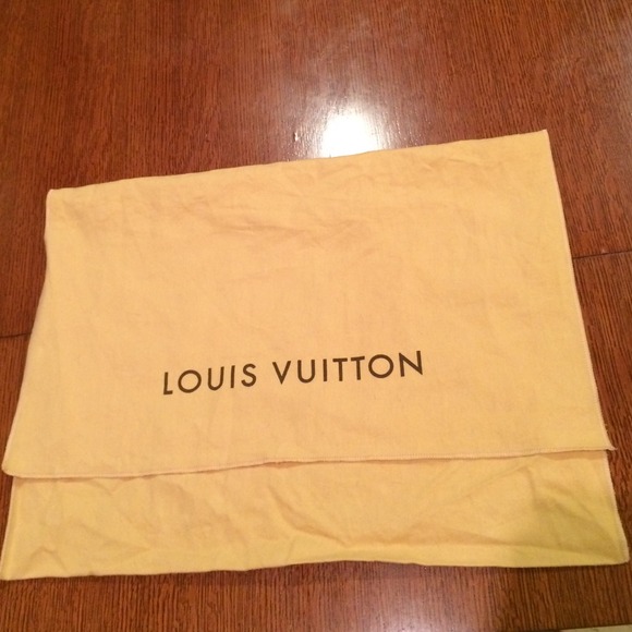 Louis Vuitton Medium Size Dust Bag