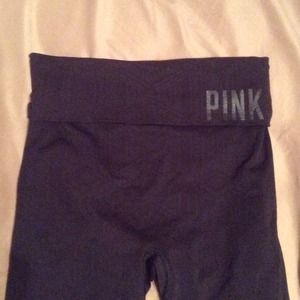 Seamless yoga cropped leggings