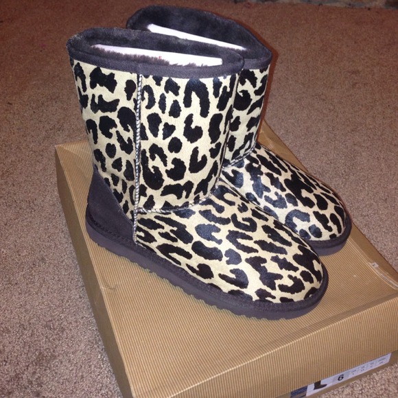 UGG Boots - Women's uggs