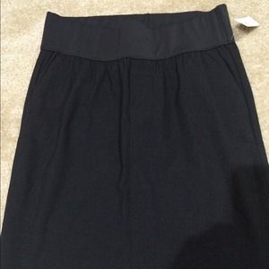 Gap maternity skirt, size 6