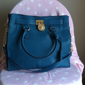 Nwt michael kors Hamilton for tawnycat only!