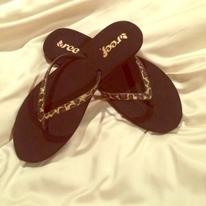 Reef flip flops