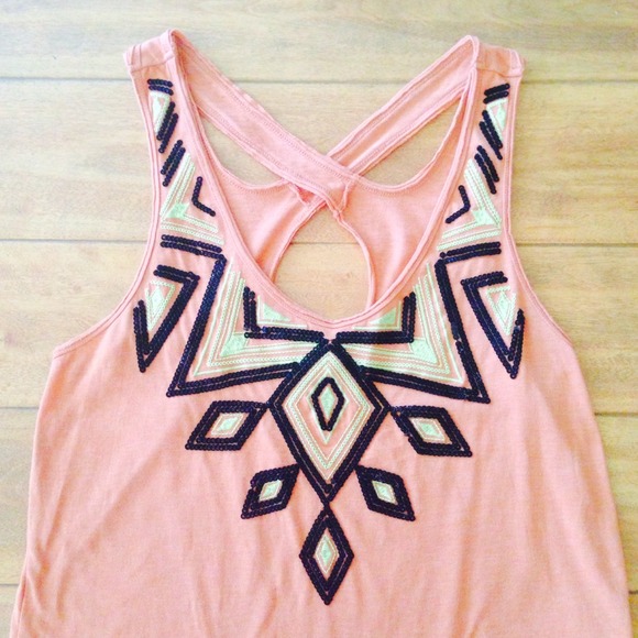 *SOLD* UO Oversized Boxy Boho Tribal Aztec Tank - Picture 2 of 4
