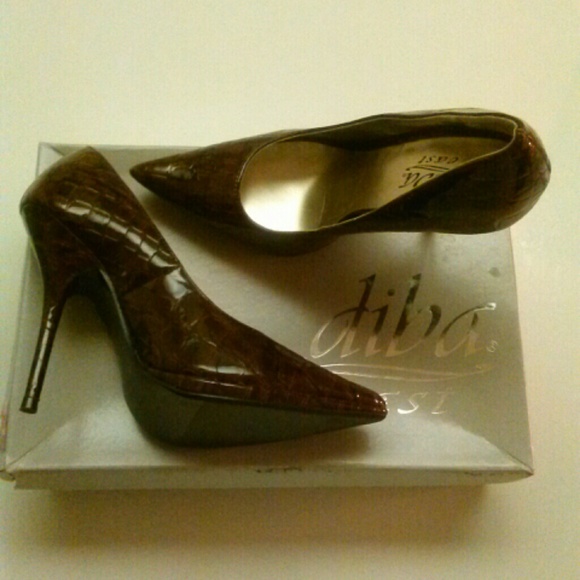 Cognac Croco Shoes