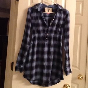 Victoria's Secret oversized XS top