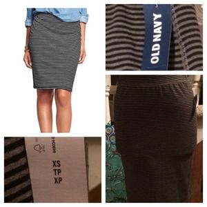 Women's XS Printed Jersey Pencil Skirt NWT