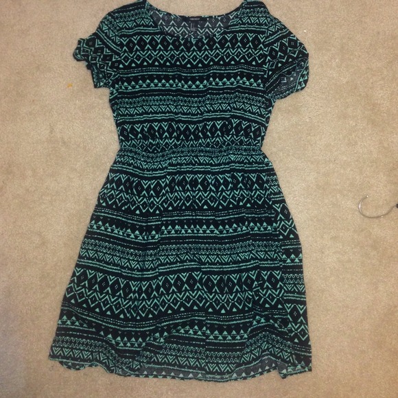 Forever 21  tribal print dress