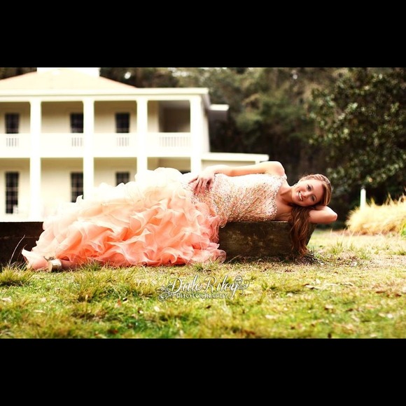 THE PERFECT HOMECOMING/PROM DRESS