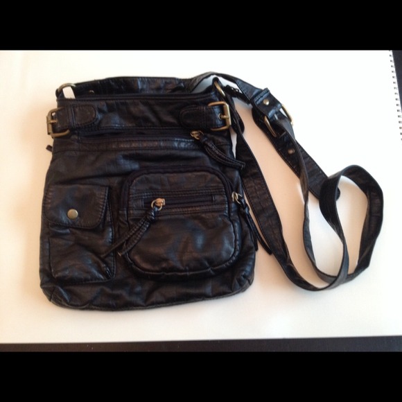 Cross body faux leather purse