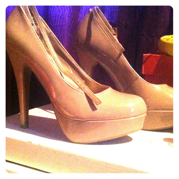 bamboo high heels