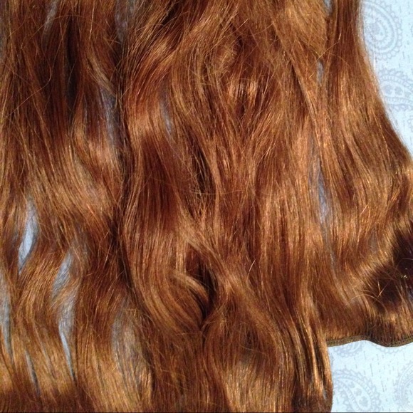 18" Hair Extensions - Picture 2 of 4