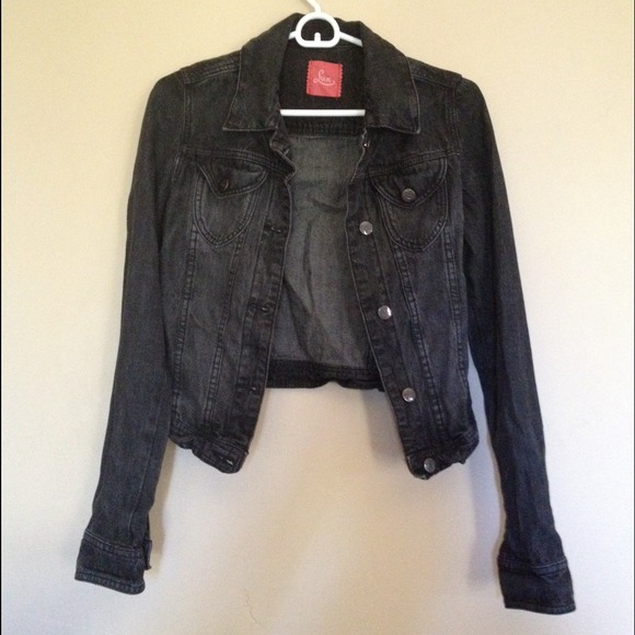 Black jean jacket from urban outfitters