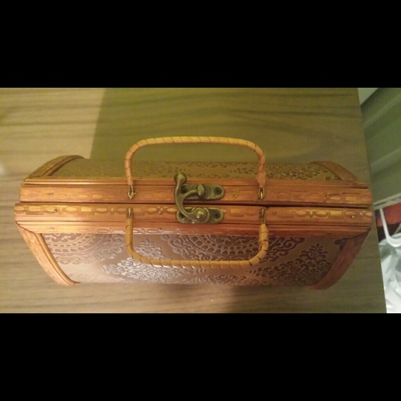 Vintage Wooden Purse - Picture 2 of 3