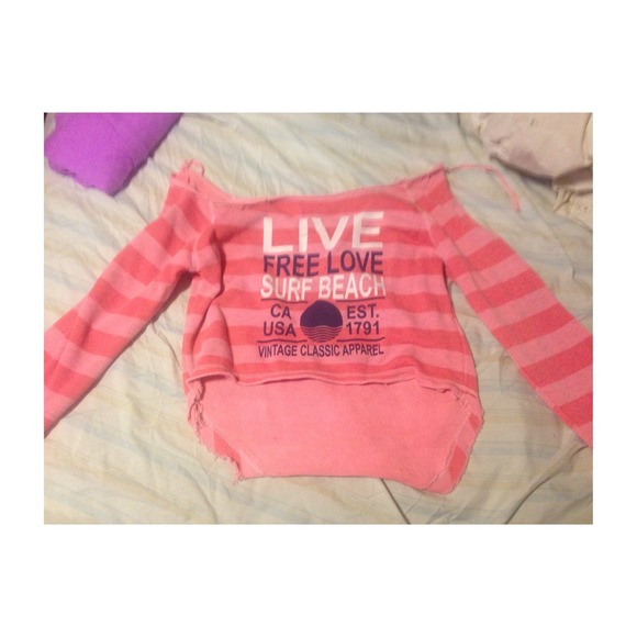 Cropped sweater.