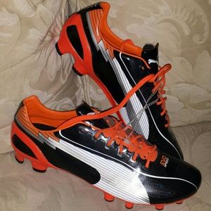 Puma fg Soccer cleates
