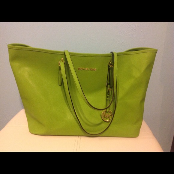 Michael kors tote