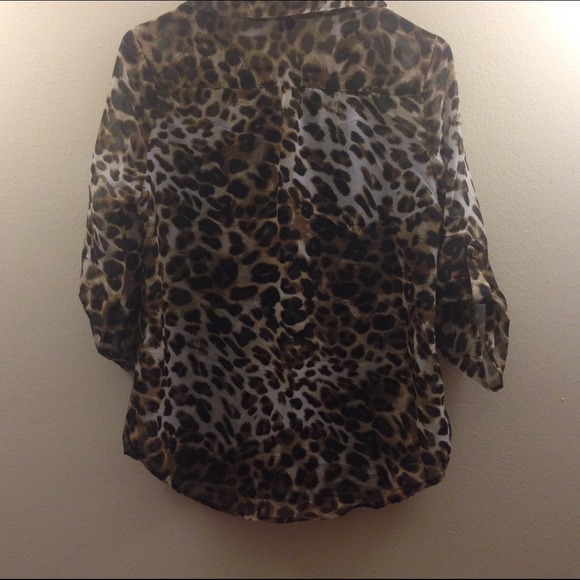 Forever 21 sheer leopard shirt! - Picture 4 of 4