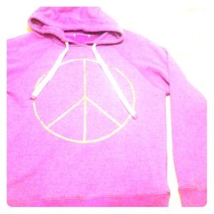 Pullover Hoodie ✌️