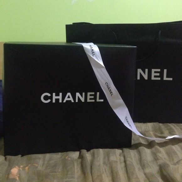 100% Authentic Chanel Boy Box and Shopping Bag