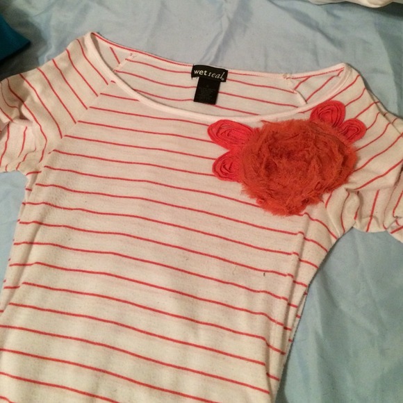 Small flower 3/4 sleeve shirt