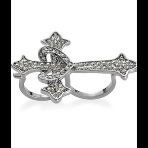 ♥️SOLD♥️ White Austrian Crystal Ring