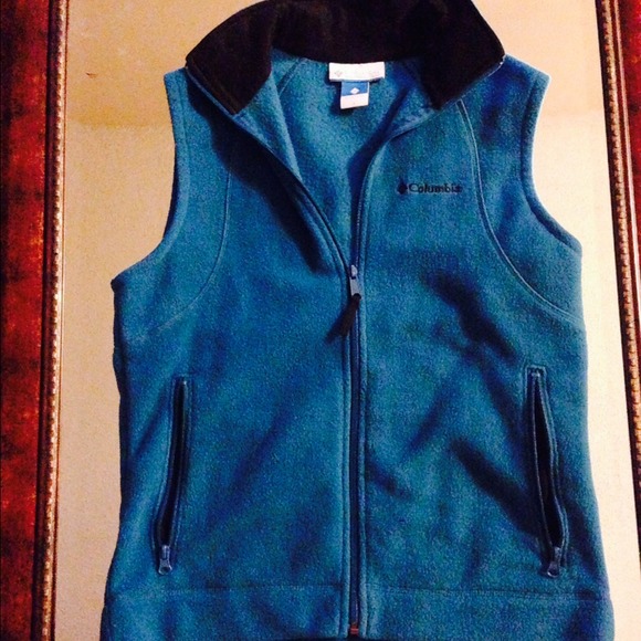 Columbia vest