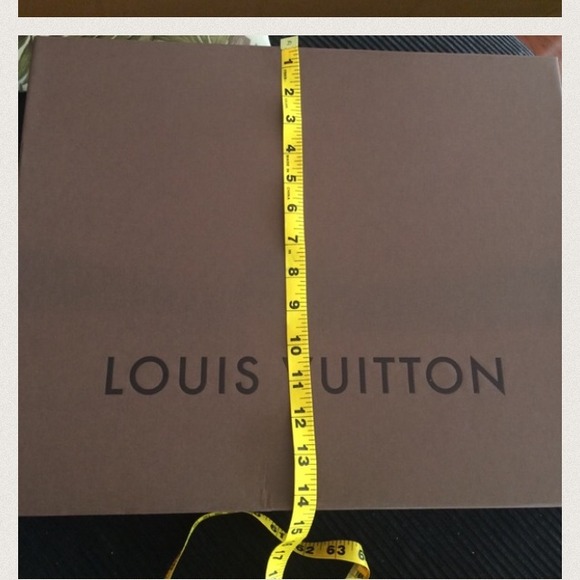 Louis Vuitton box