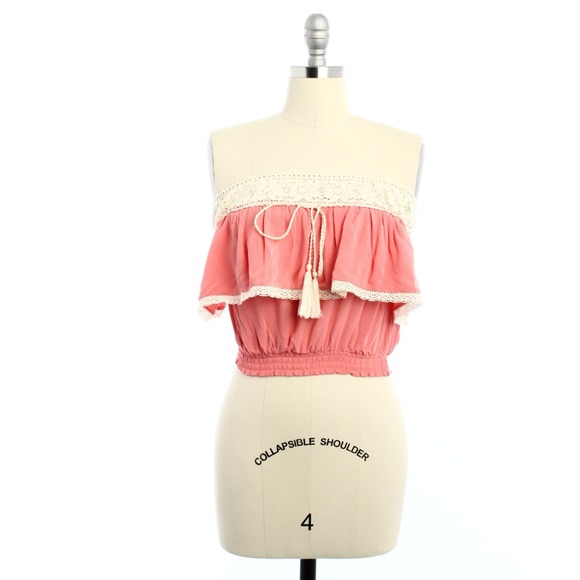 Flying Tomato Tops - Flying Tomato peachy cream crochet tassel crop top