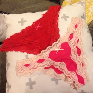 🎀 BUNDLE! 🎀 VS Panties