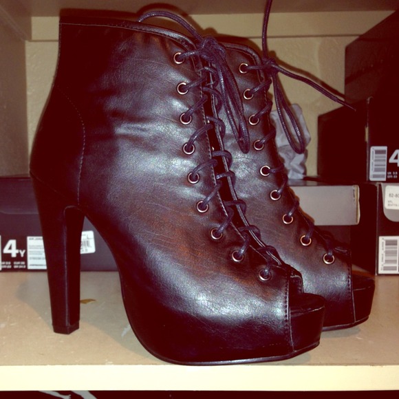 Black lace heels