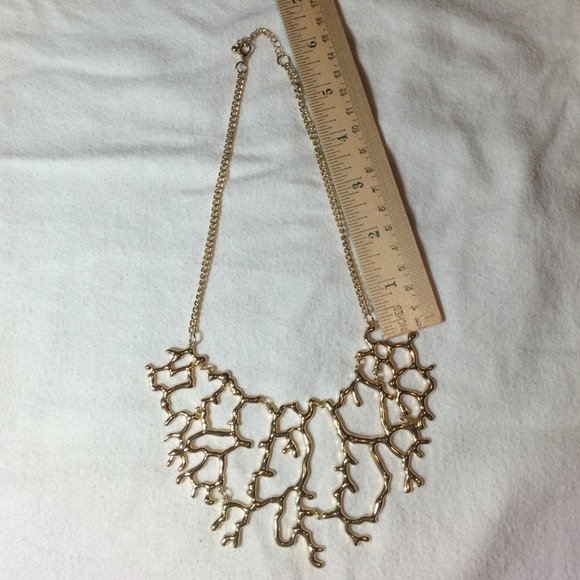 Statement necklace - fall branches - Picture 2 of 3