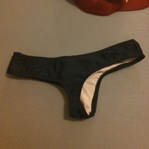 Midori Whale Tale in Navy