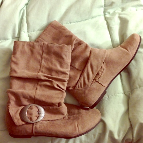 Boots - Picture 1 of 2