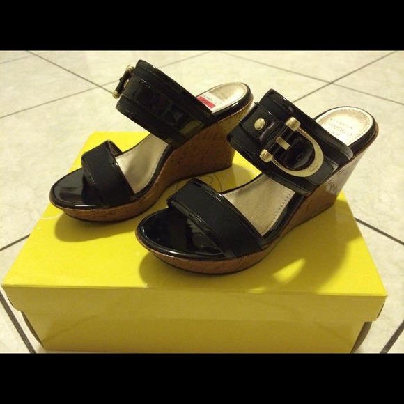 Black wedge sandal