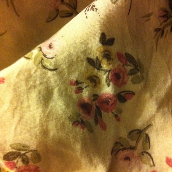 SOLD Brandy Melville Floral Skirt - Picture 3 of 3