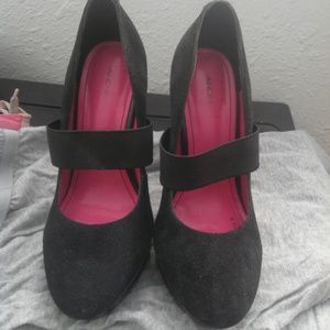 i have black heels,perfect for a wedding or club