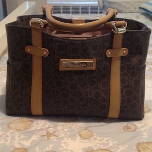 NWOT Calvin Klein purse