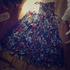 Beautiful floral Free People skirt/maxi