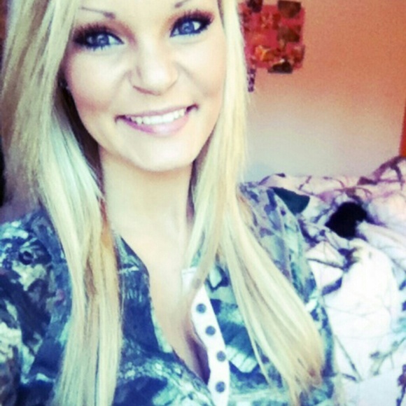 14 inch Remy clip in hair extensions 100% real