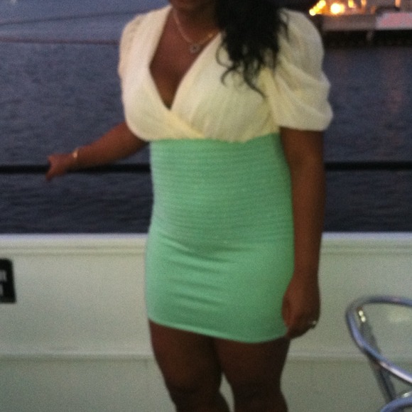 Mini dress - Picture 1 of 4