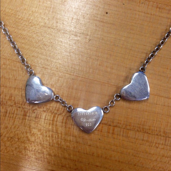 Auth. Tiffany necklace.