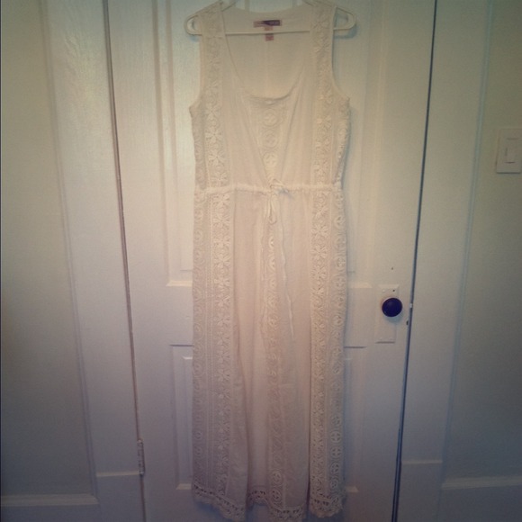 White boho maxi dress