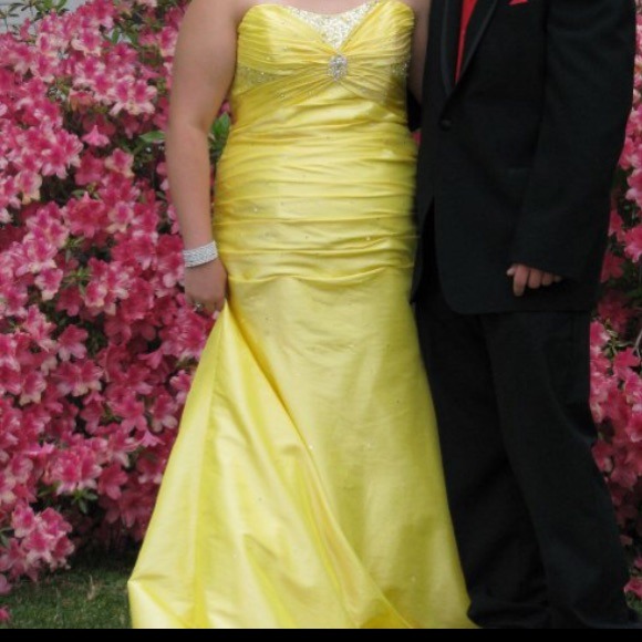 Yellow prom dress