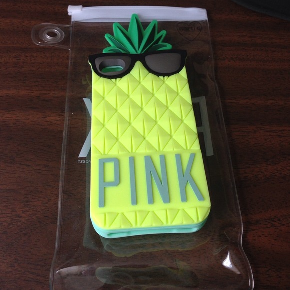Hold .....iPhone 4/4s pineapple case brand new!