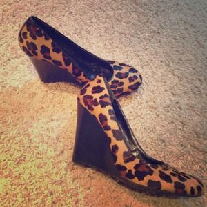 BCBG Leopard Wedges