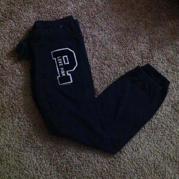 VS PINK Sweat Capris